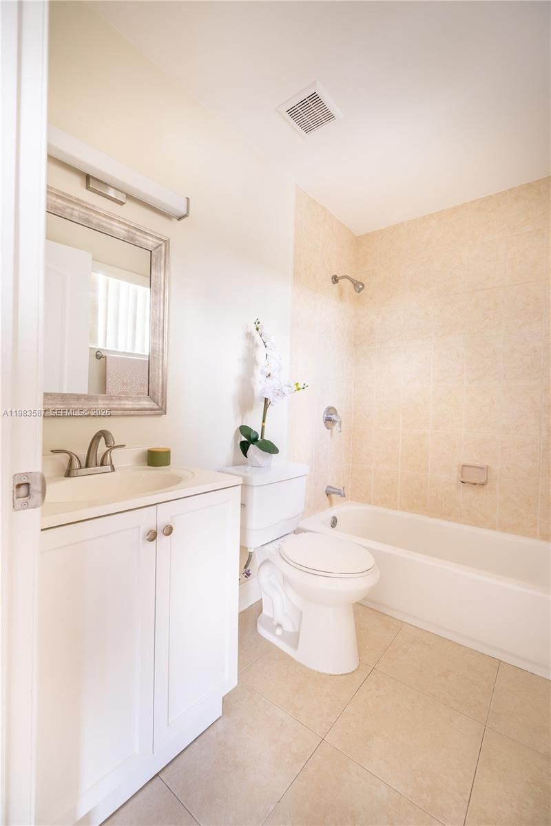 6110 SW 129th Pl, Unit 1705, Miami, FL 33183 Photo