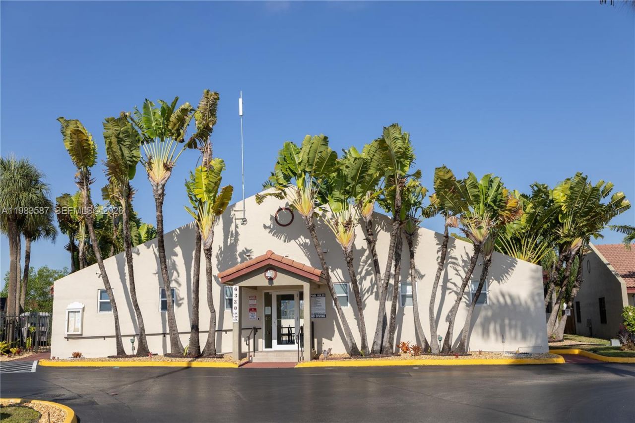 6110 SW 129th Pl, Unit 1705, Miami, FL 33183 Photo