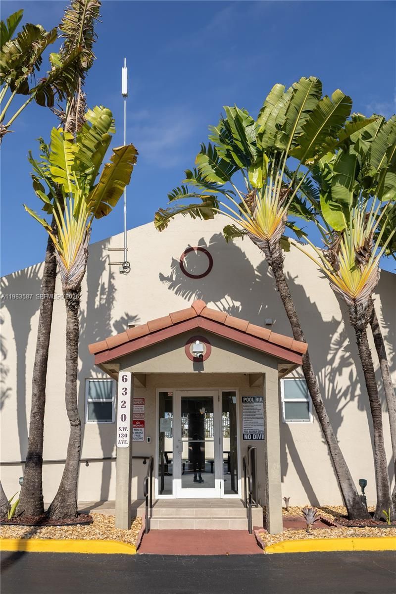 6110 SW 129th Pl, Unit 1705, Miami, FL 33183 Photo