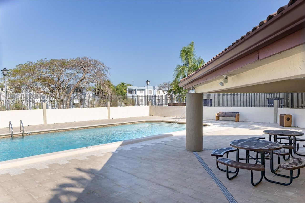 6110 SW 129th Pl, Unit 1705, Miami, FL 33183 Photo