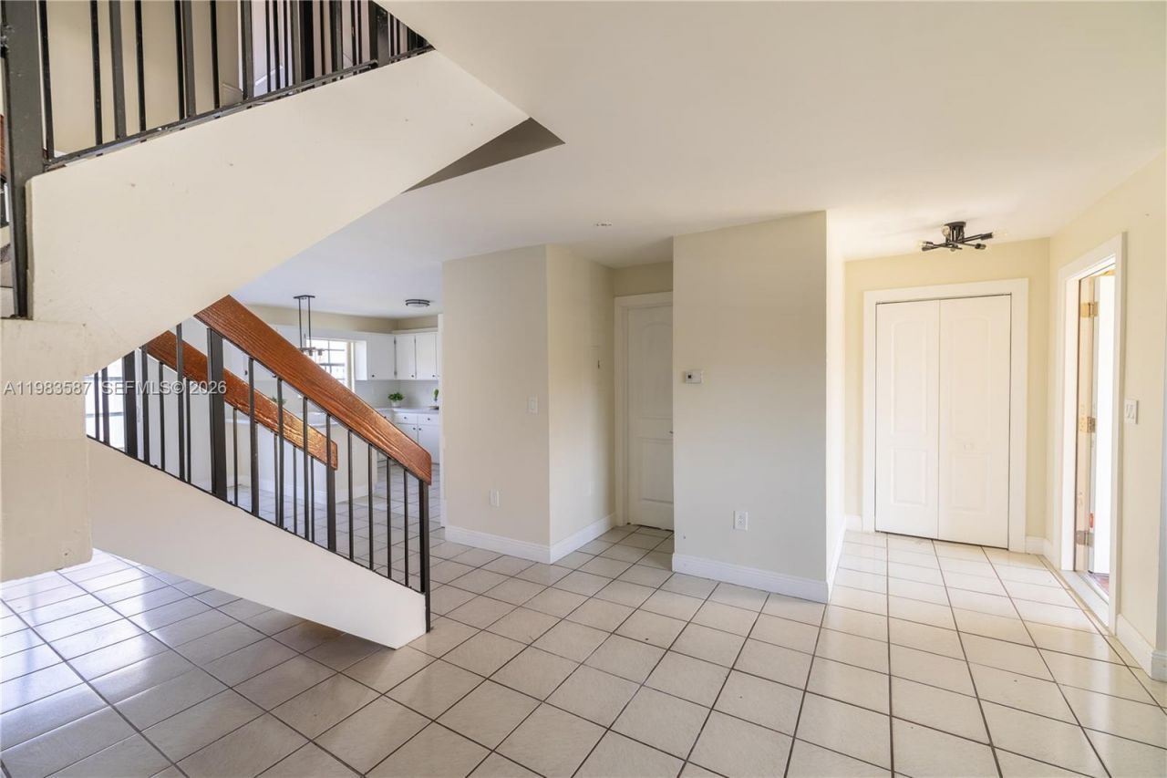 6110 SW 129th Pl, Unit 1705, Miami, FL 33183 Photo