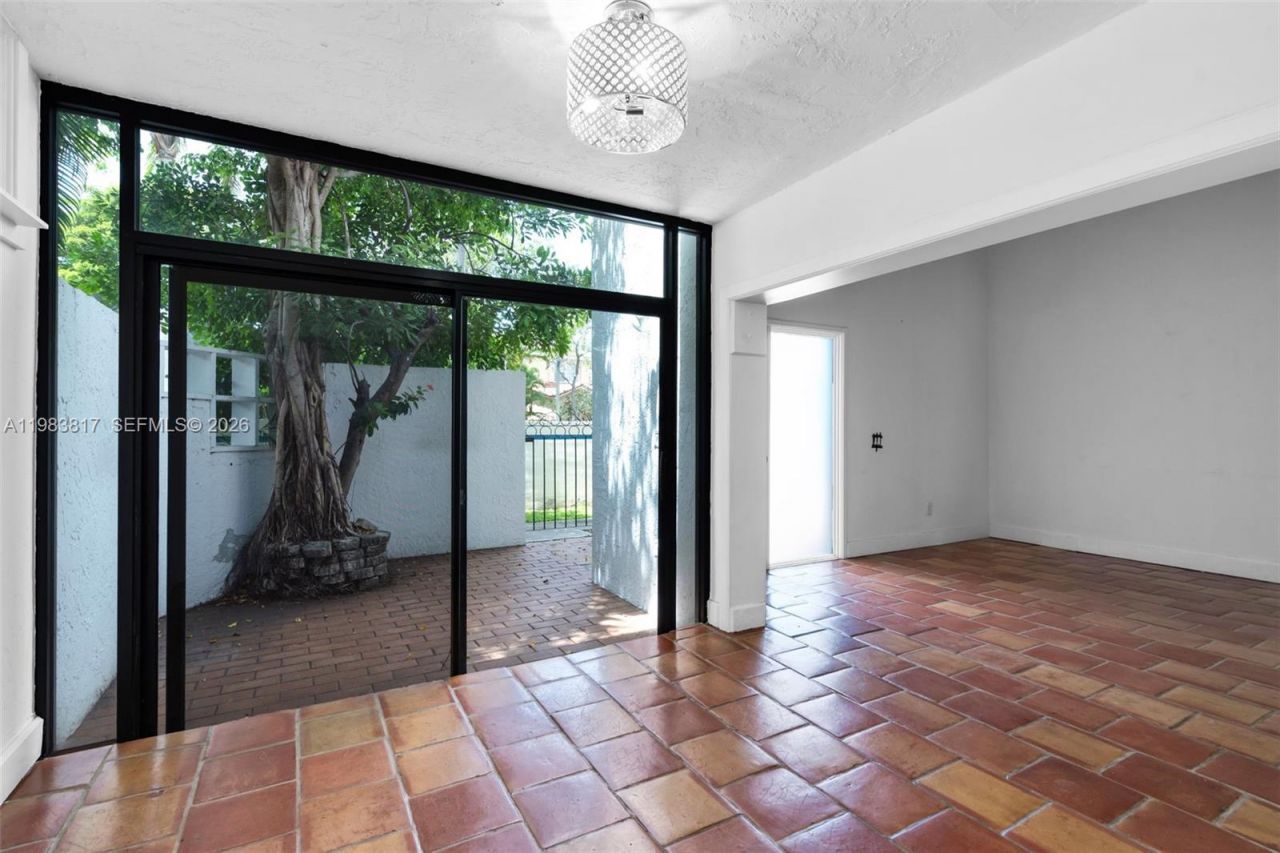 20908 Leeward Ct , Unit 231-3, Aventura, FL 33180 Photo