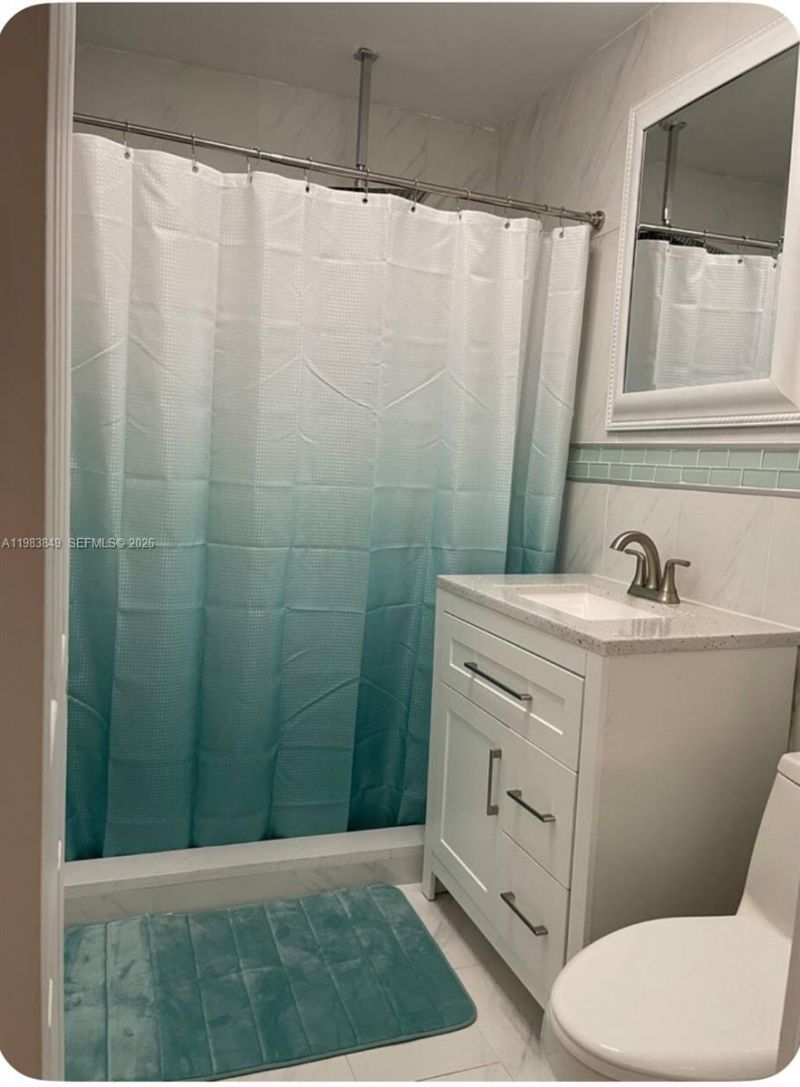 1432 NE 5th Ave , Unit 2, Fort Lauderdale, FL 33304 Photo