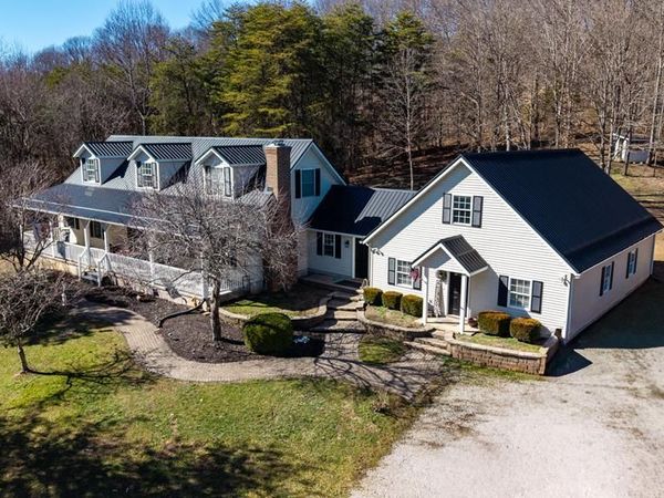 1354 Wolf Run Rd, Patriot, OH 45658