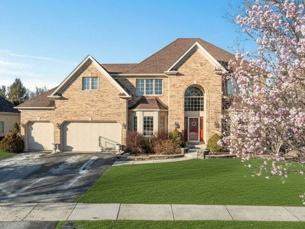 3111 Landore Drive , Naperville, IL 60564