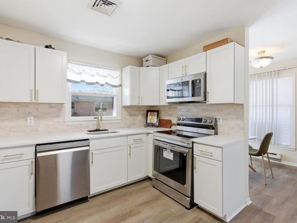 43 A MAGNOLIA ROAD, MANAHAWKIN, NJ 08050