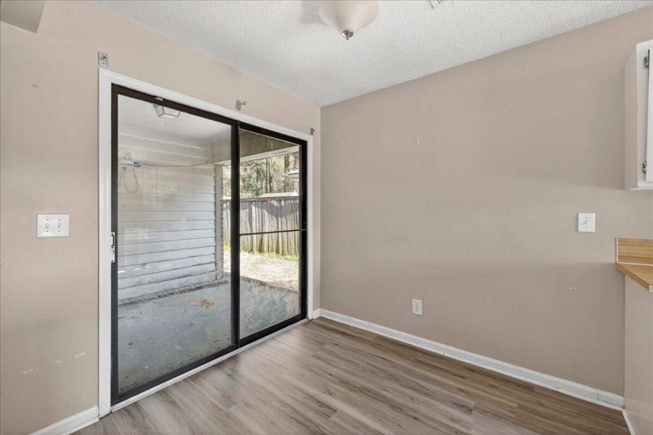 719 Temple Road Photo 13