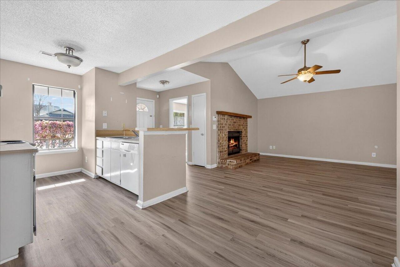 719 Temple Road Photo 15