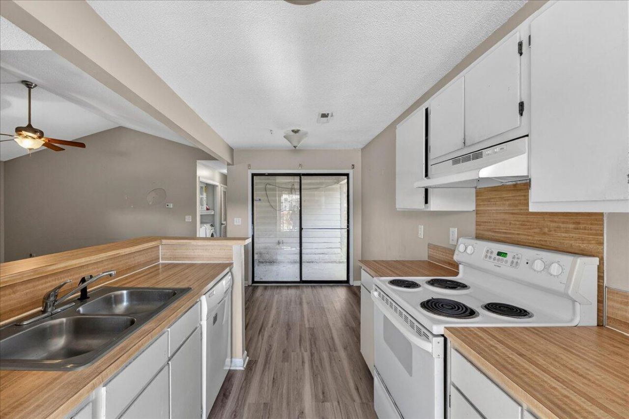 719 Temple Road Photo 18