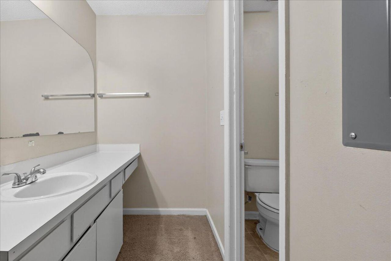 719 Temple Road Photo 27