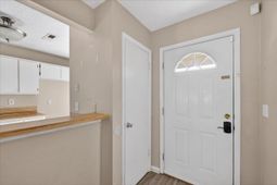 719 Temple Road photo 4