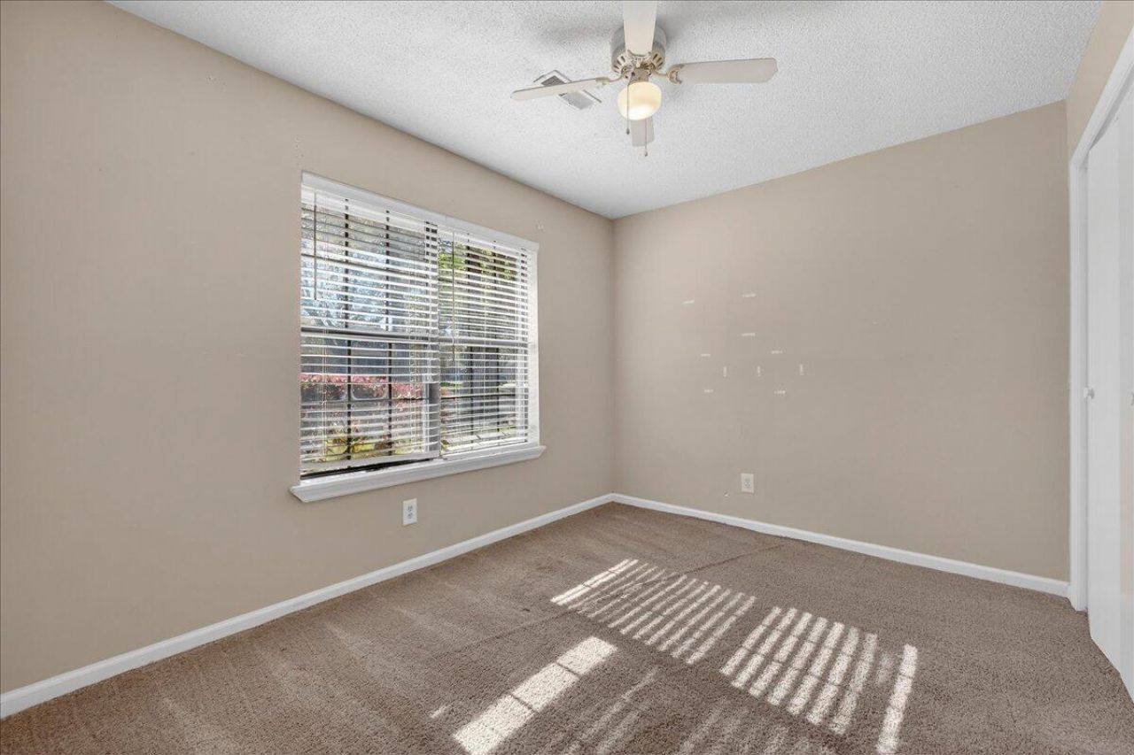 719 Temple Road Photo 6