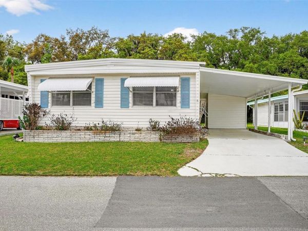 7 COCOS PLUMOSA DRIVE , Unit A, EUSTIS, FL 32726