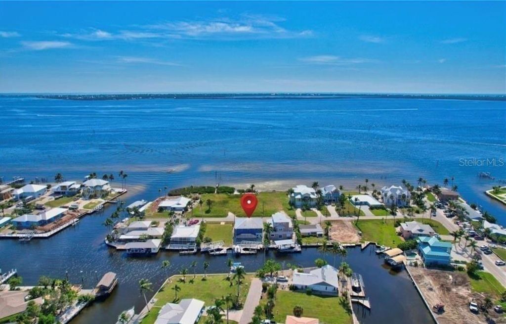 3420 1st Avenue , Saint James City, FL 33956 Photo