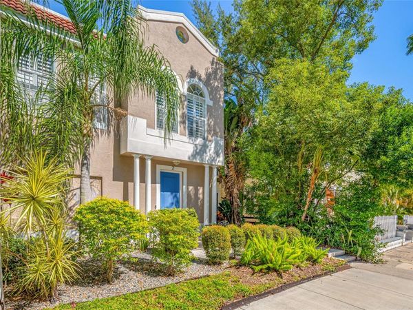 237 7TH AVENUE N, Unit 2, ST PETERSBURG, FL 33701