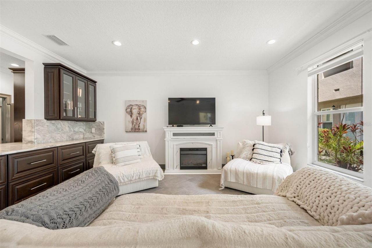 237 7th Avenue N, Unit 2, Saint Petersburg, FL 33701 Photo