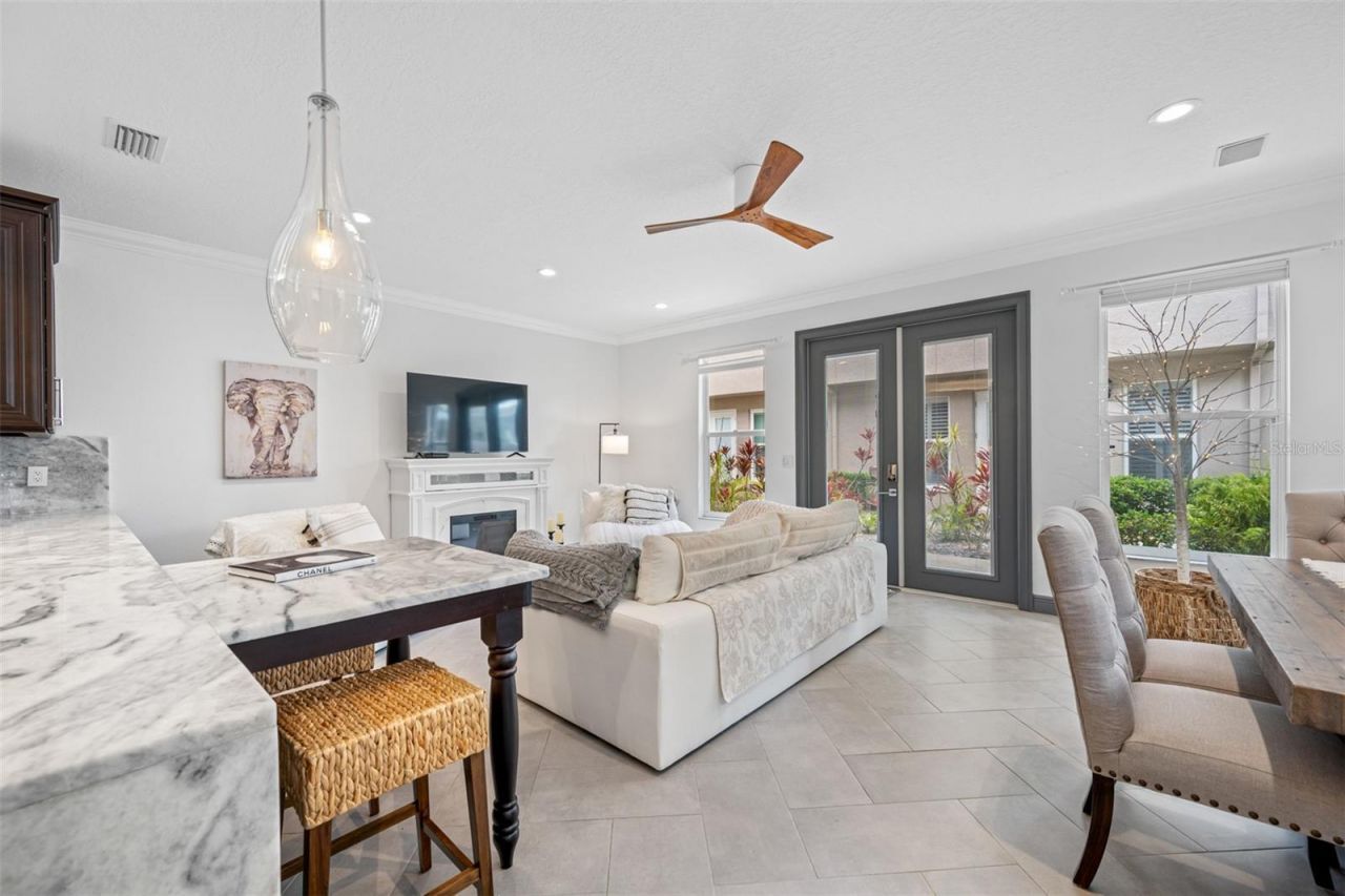 237 7th Avenue N, Unit 2, Saint Petersburg, FL 33701 Photo