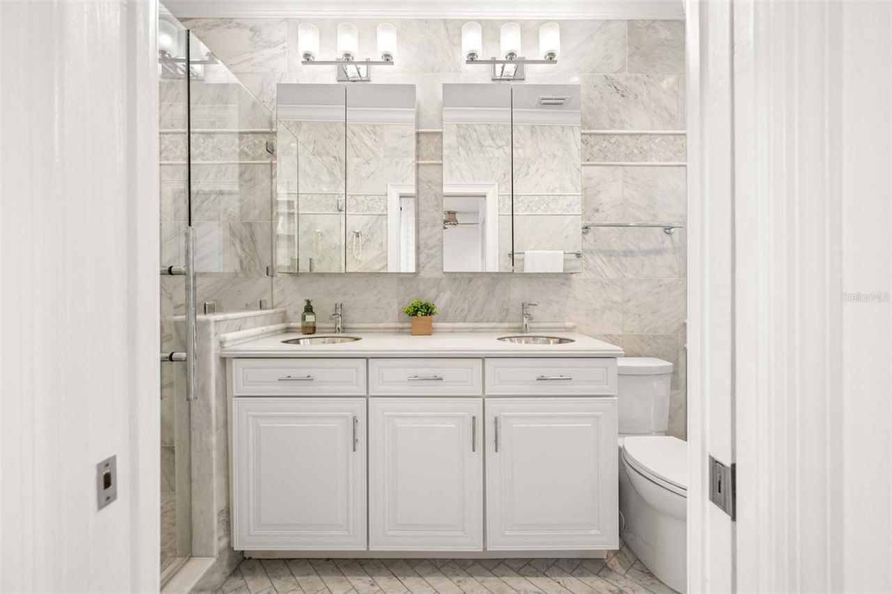 237 7th Avenue N, Unit 2, Saint Petersburg, FL 33701 Photo