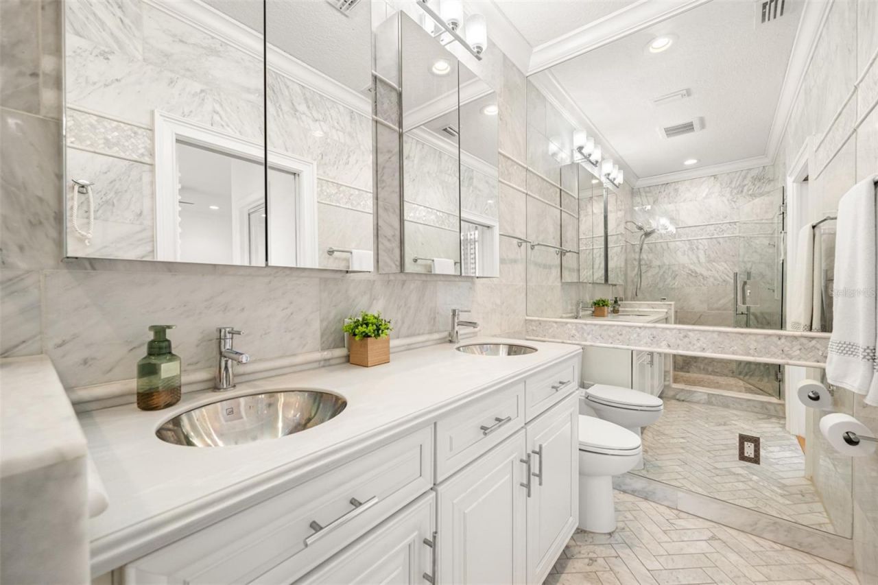 237 7th Avenue N, Unit 2, Saint Petersburg, FL 33701 Photo