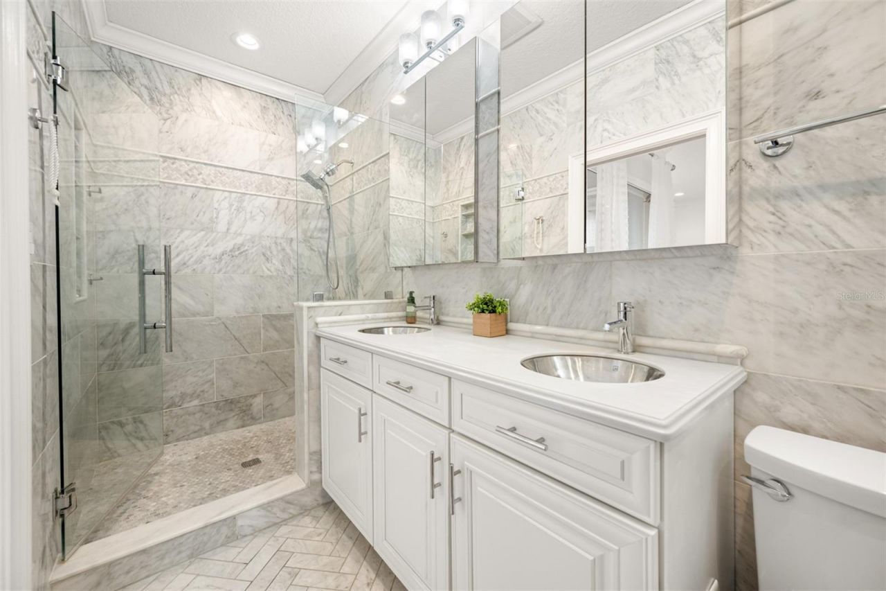 237 7th Avenue N, Unit 2, Saint Petersburg, FL 33701 Photo