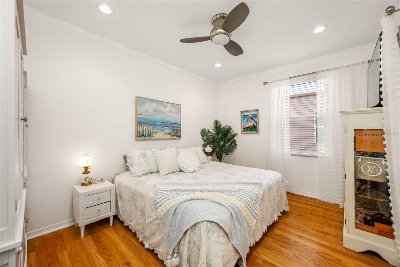 237 7th Avenue N, Unit 2, Saint Petersburg, FL 33701 Photo