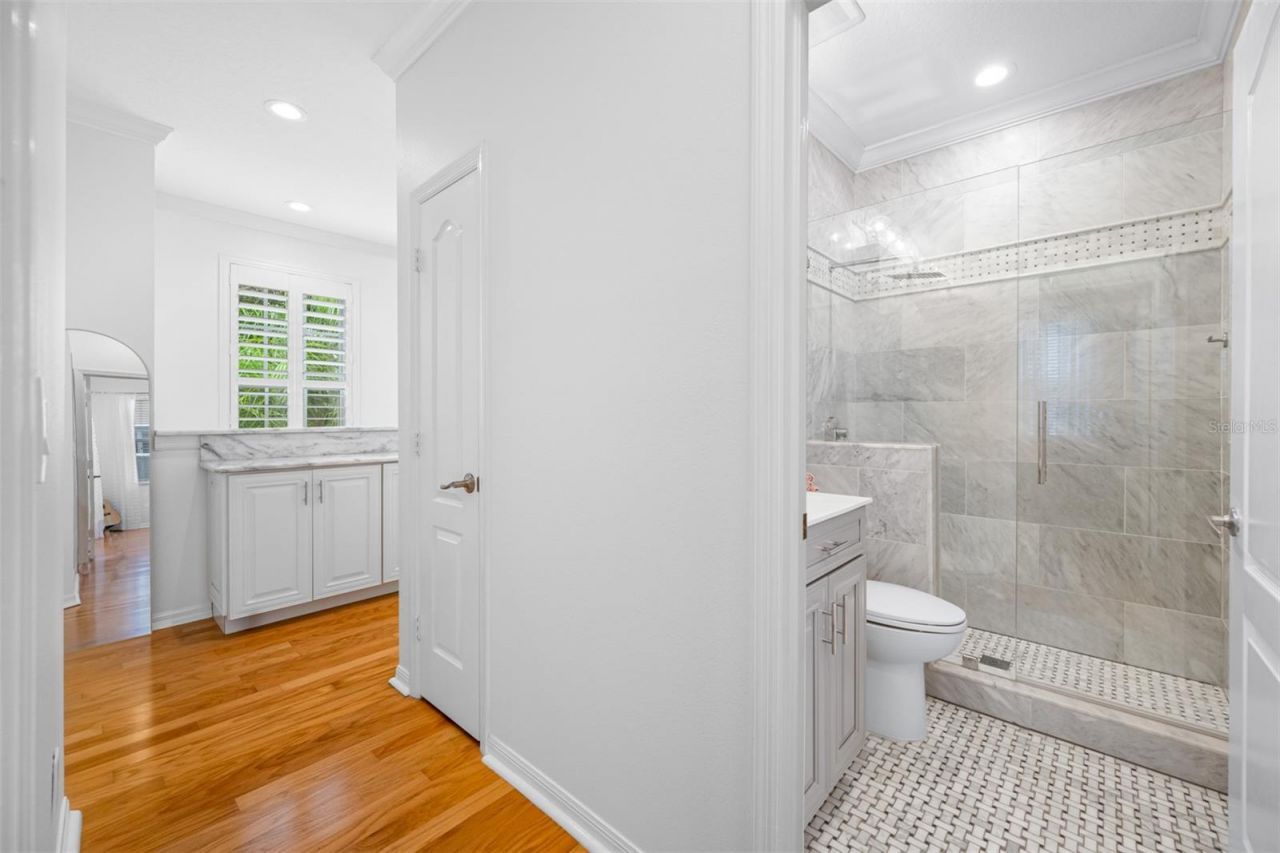 237 7th Avenue N, Unit 2, Saint Petersburg, FL 33701 Photo