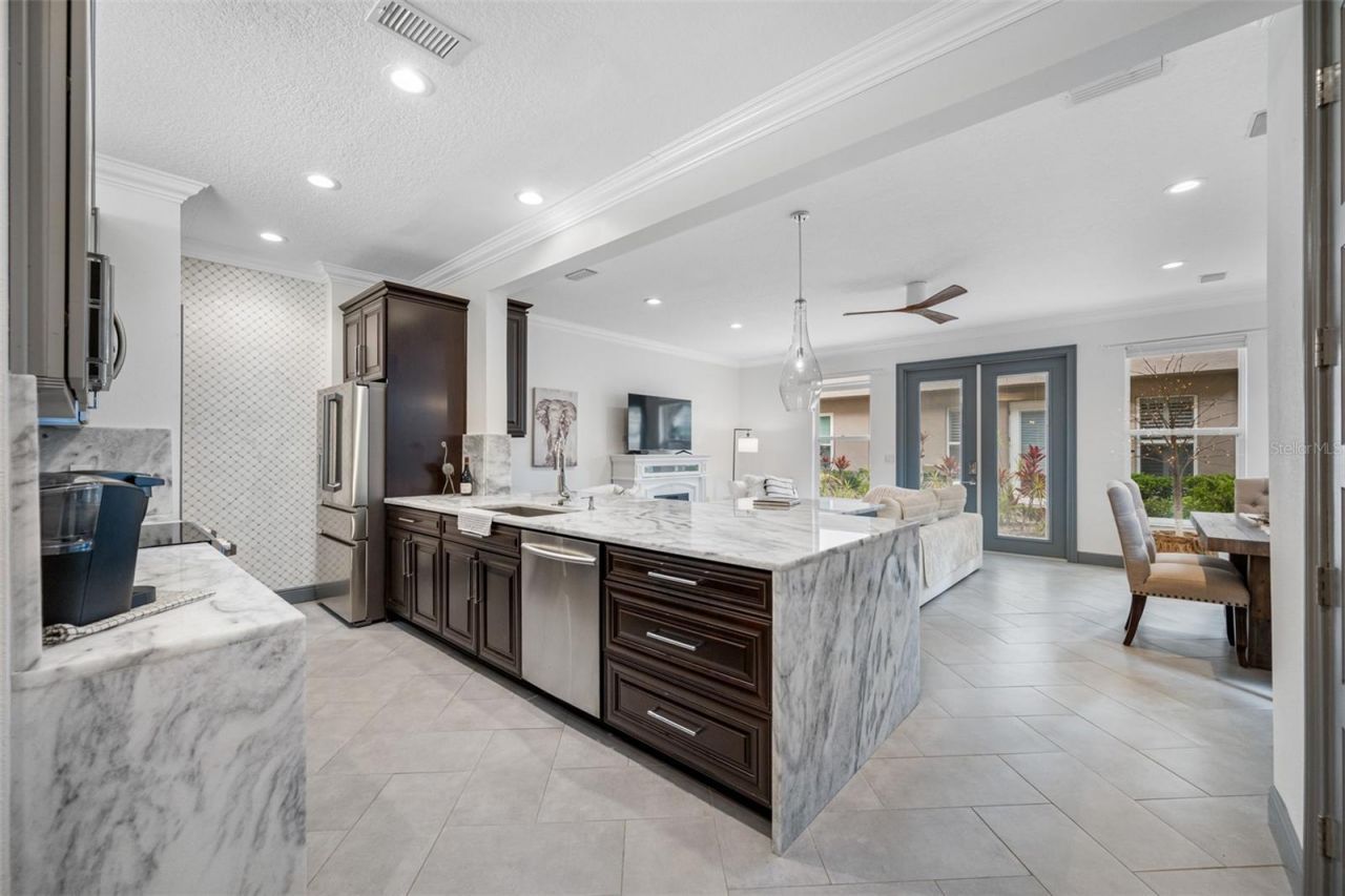 237 7th Avenue N, Unit 2, Saint Petersburg, FL 33701 Photo