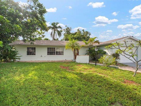 6313 FLAMINGO DRIVE , APOLLO BEACH, FL 33572