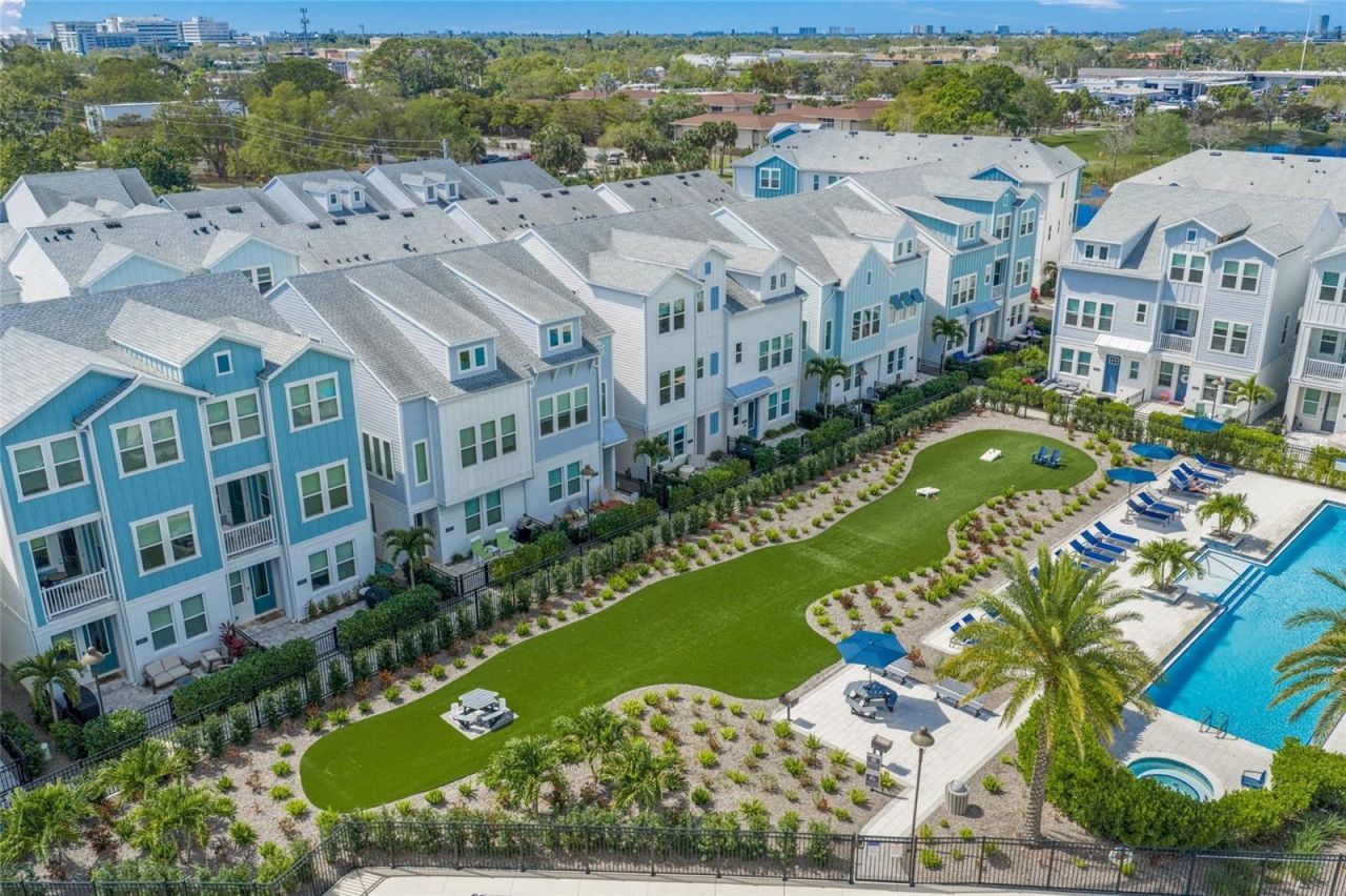 459 Wingfield Drive, Sarasota, FL 34237 Photo