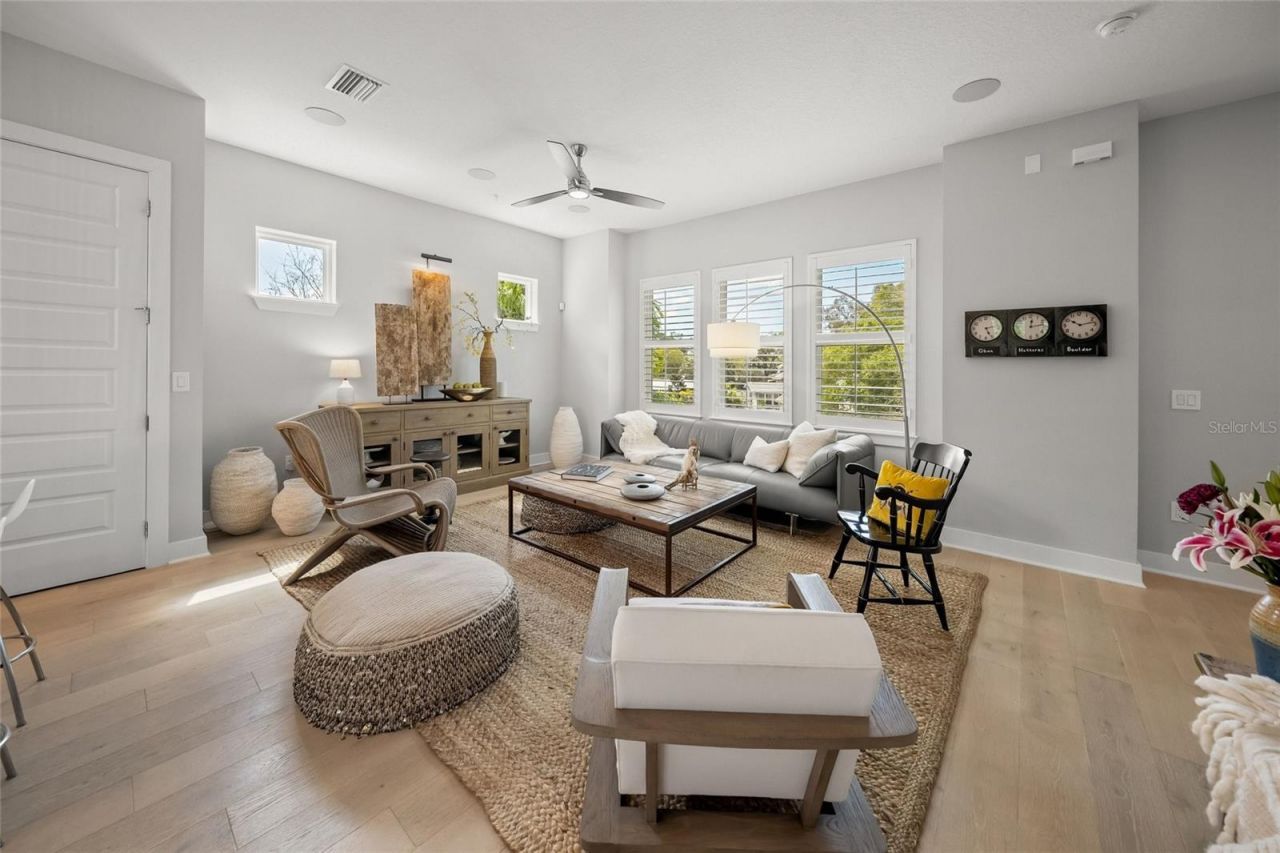 459 Wingfield Drive, Sarasota, FL 34237 Photo