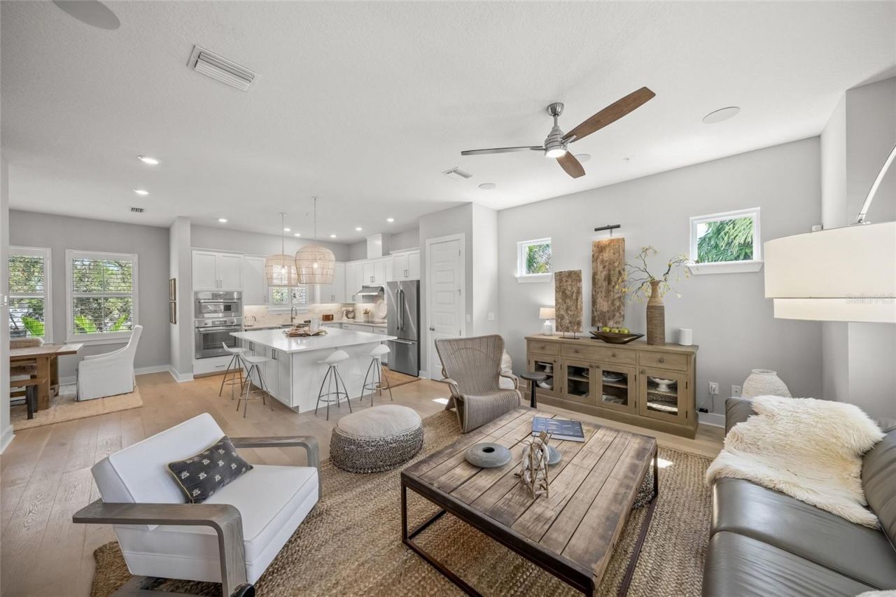 459 Wingfield Drive, Sarasota, FL 34237 Photo