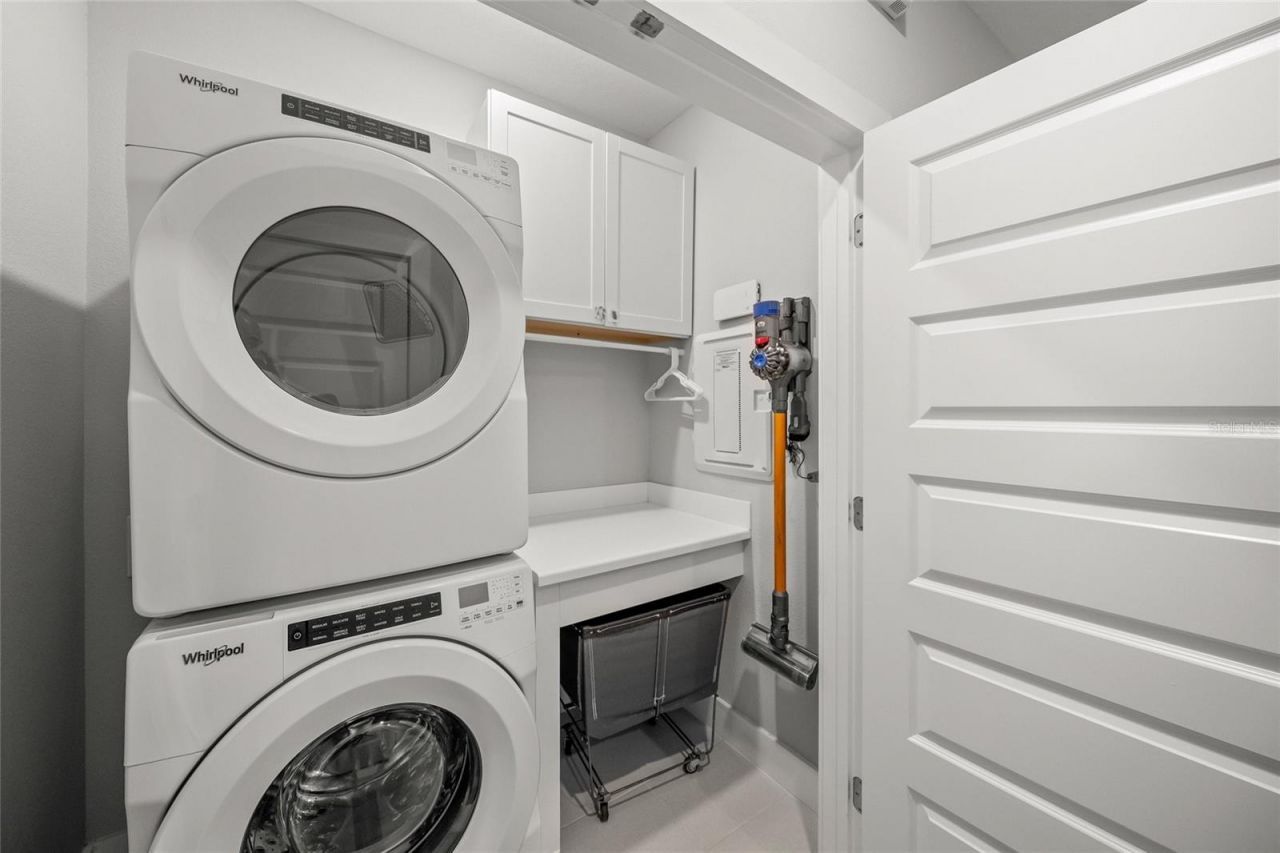 459 Wingfield Drive, Sarasota, FL 34237 Photo