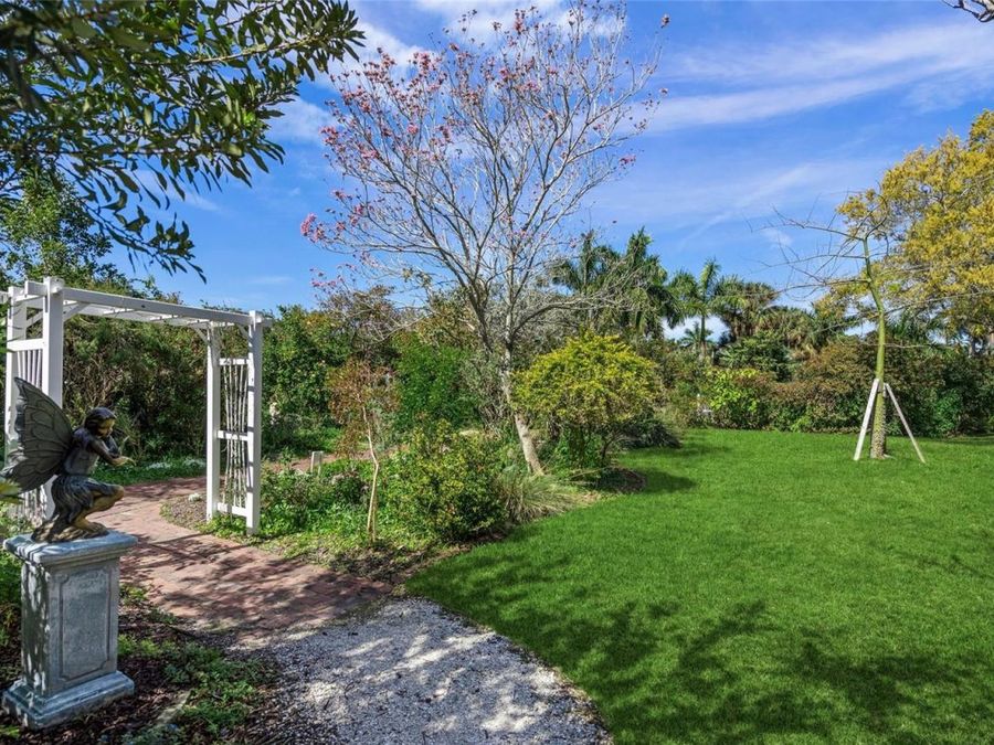 Property Image 44