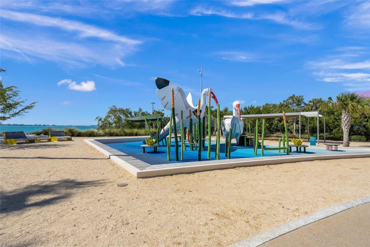 459 Wingfield Drive, Sarasota, FL 34237 Photo