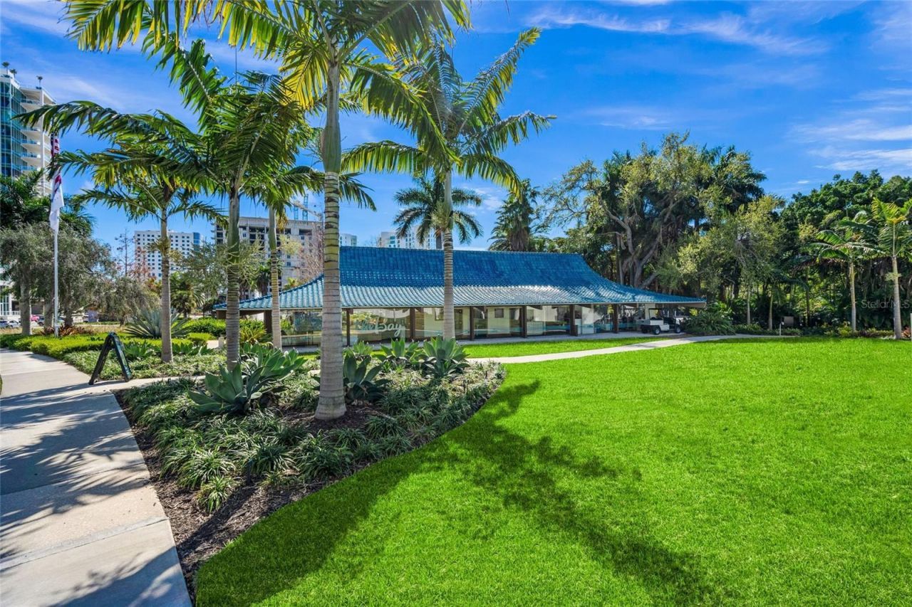 459 Wingfield Drive, Sarasota, FL 34237 Photo