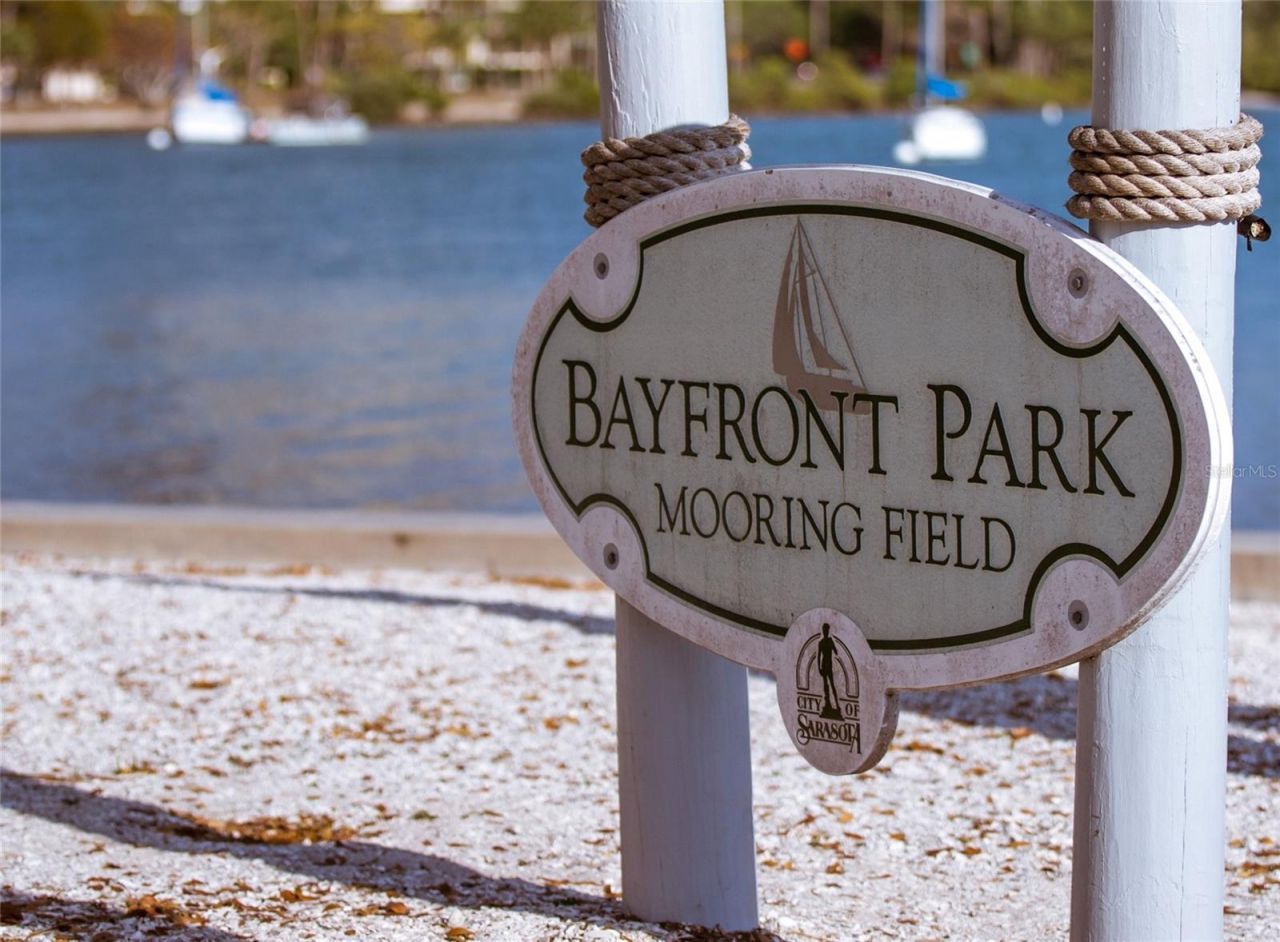 459 Wingfield Drive, Sarasota, FL 34237 Photo