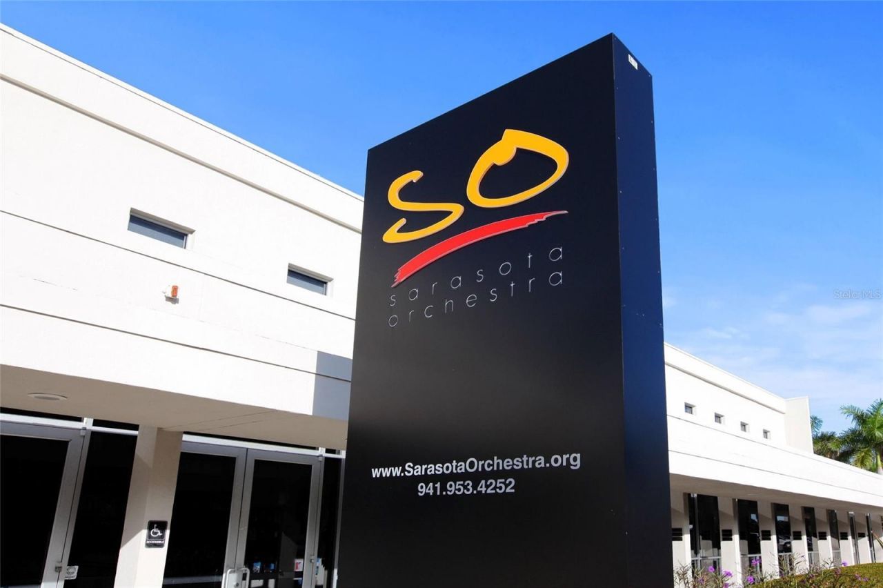 459 Wingfield Drive, Sarasota, FL 34237 Photo