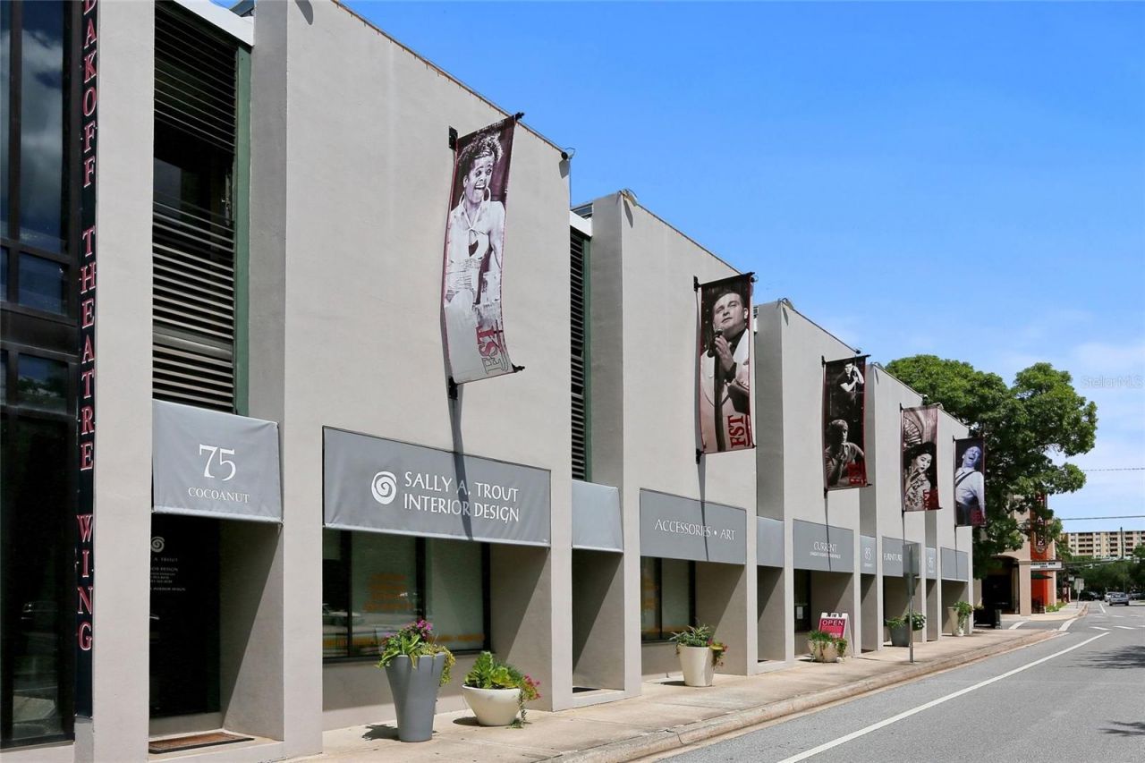 459 Wingfield Drive, Sarasota, FL 34237 Photo