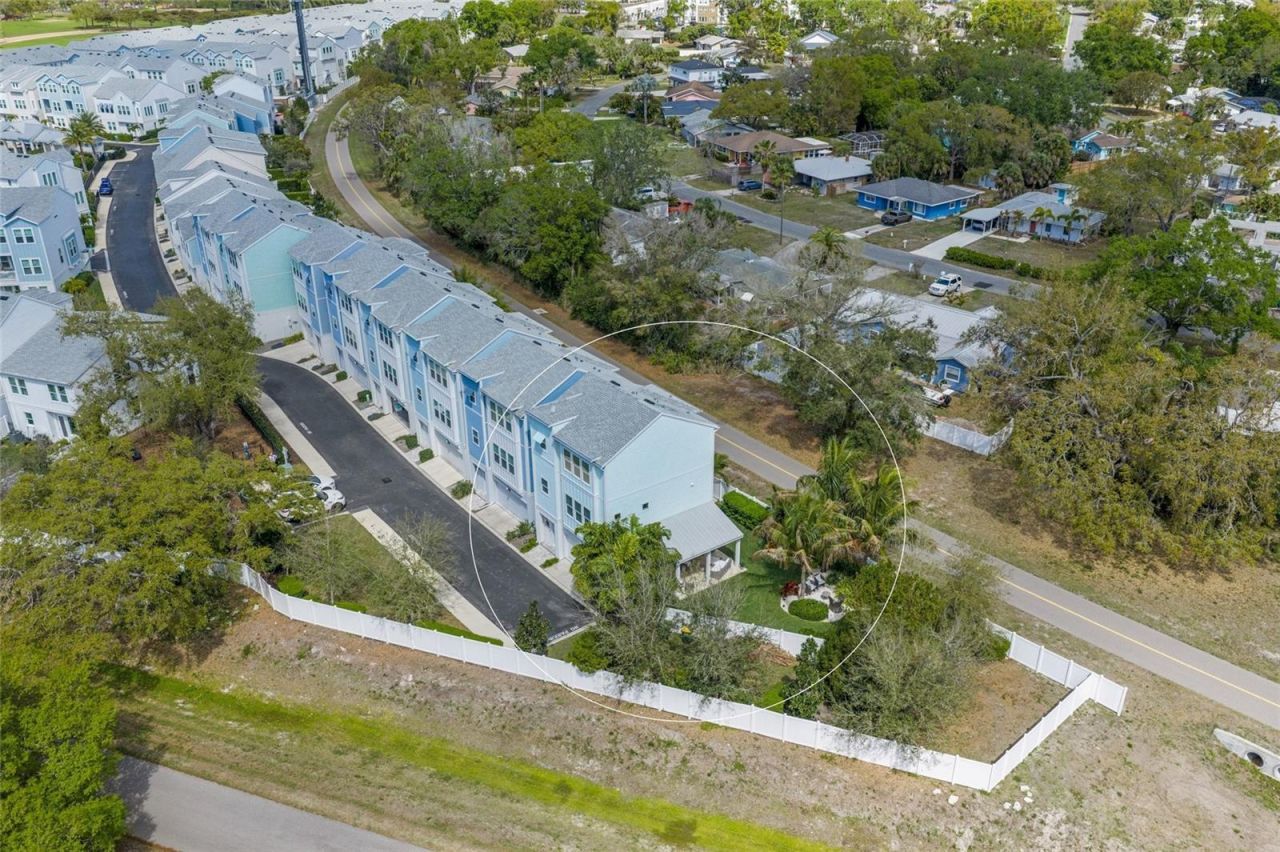 459 Wingfield Drive, Sarasota, FL 34237 Photo