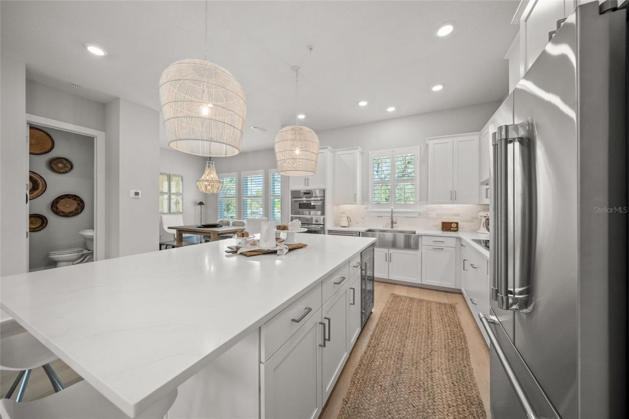 459 Wingfield Drive, Sarasota, FL 34237 Photo