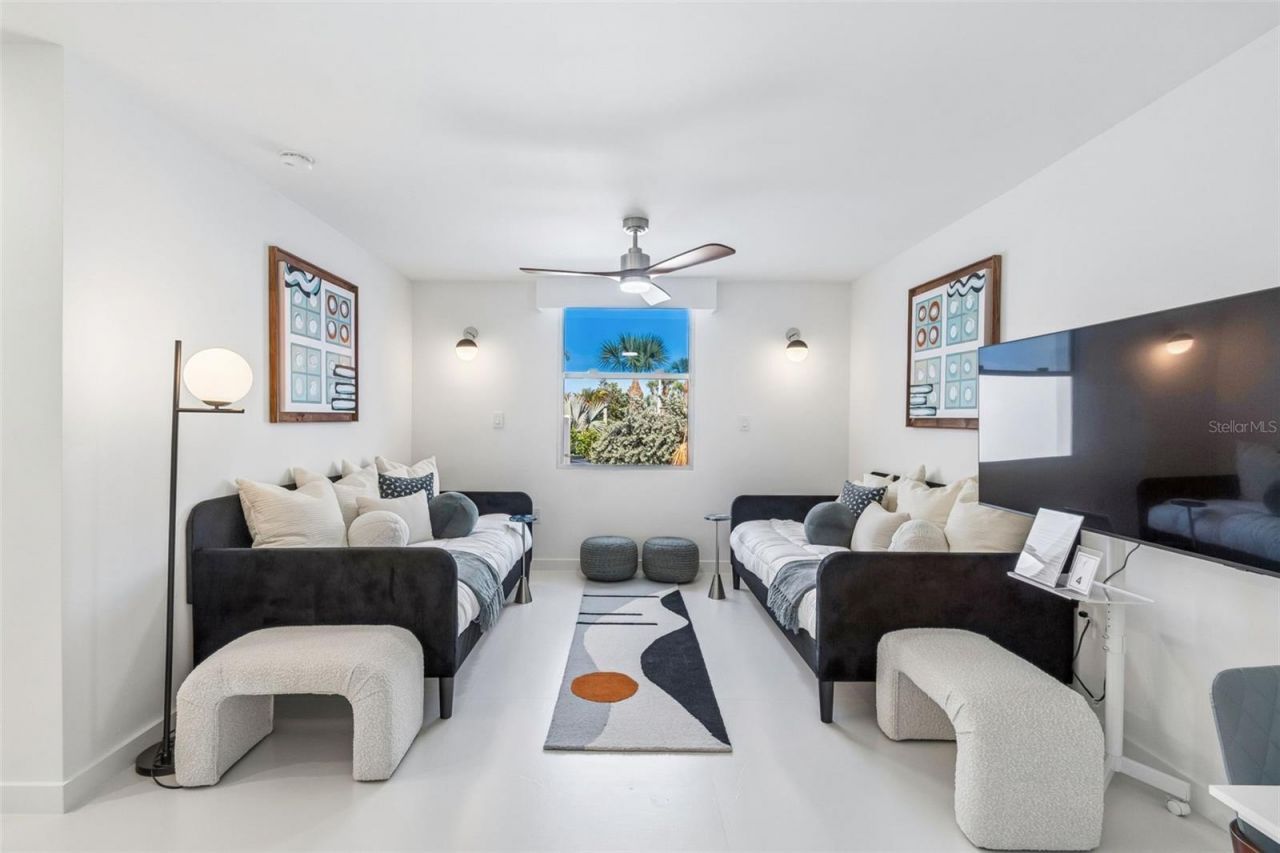 7647 Sanderling Road, Sarasota, FL 34242 Photo