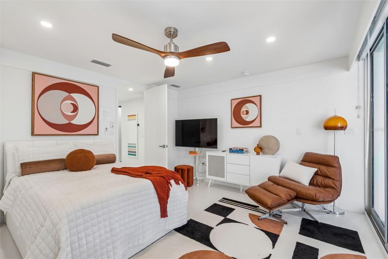 7647 Sanderling Road, Sarasota, FL 34242 Photo