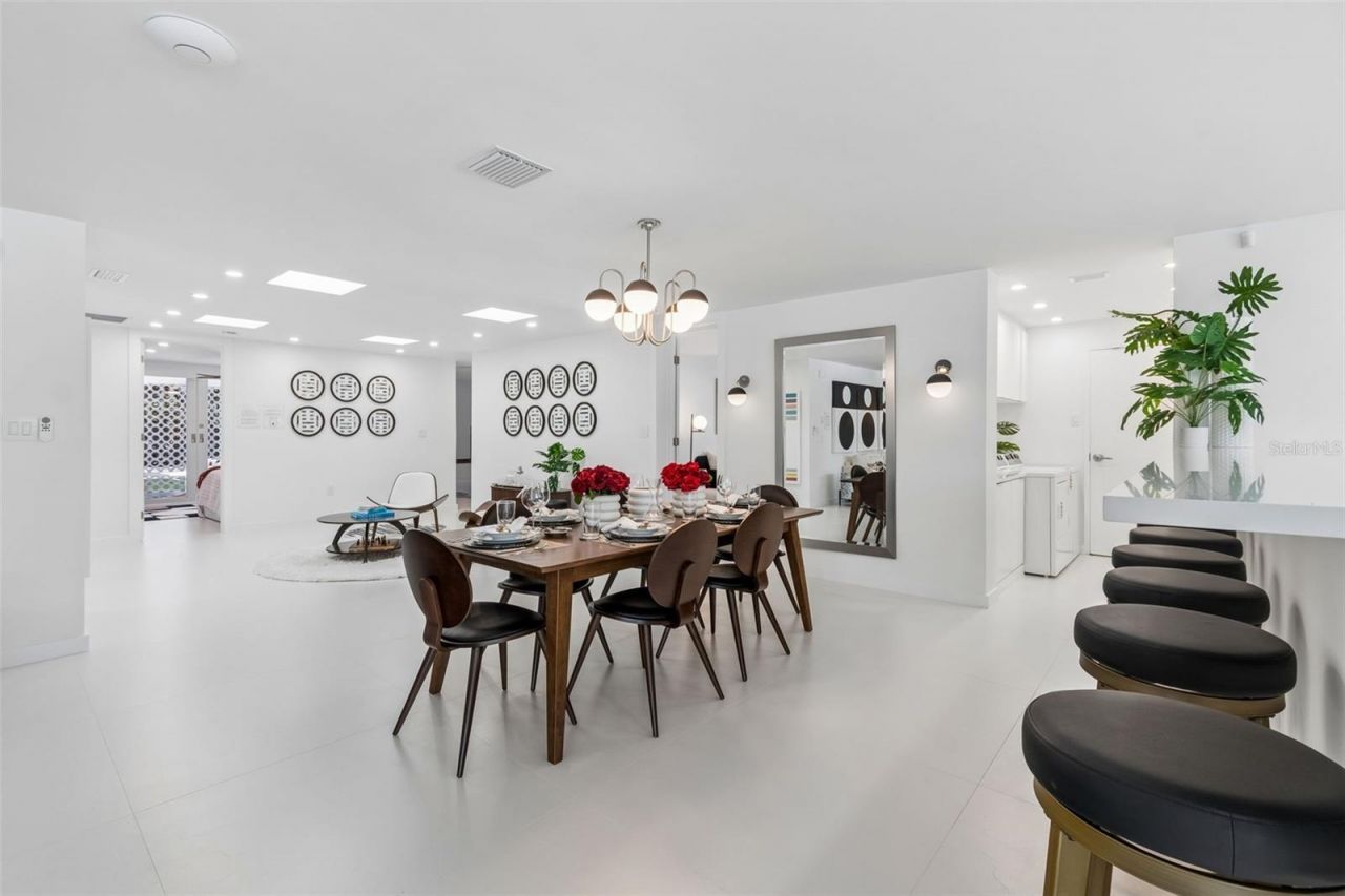 7647 Sanderling Road, Sarasota, FL 34242 Photo