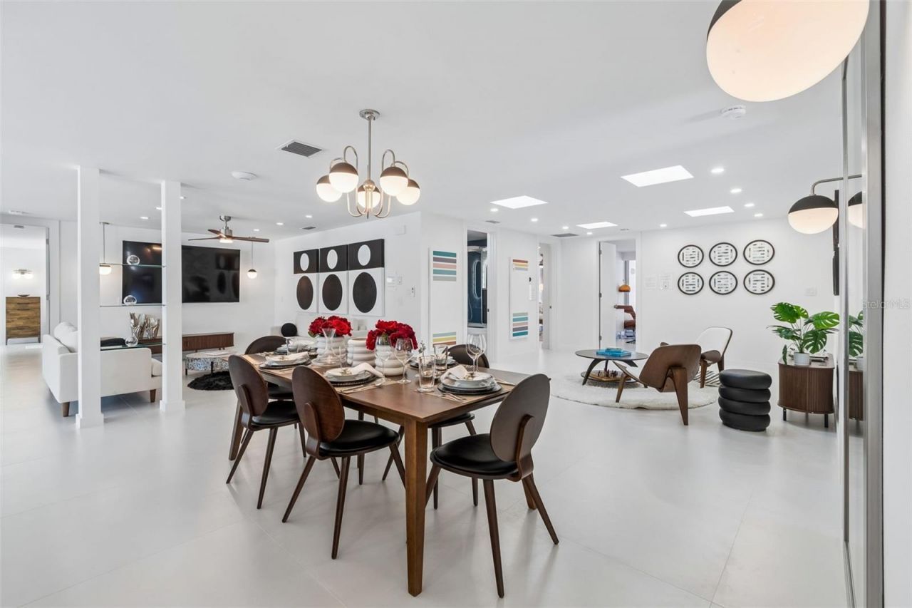 7647 Sanderling Road, Sarasota, FL 34242 Photo