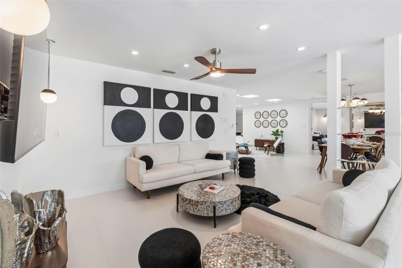 7647 Sanderling Road, Sarasota, FL 34242 Photo