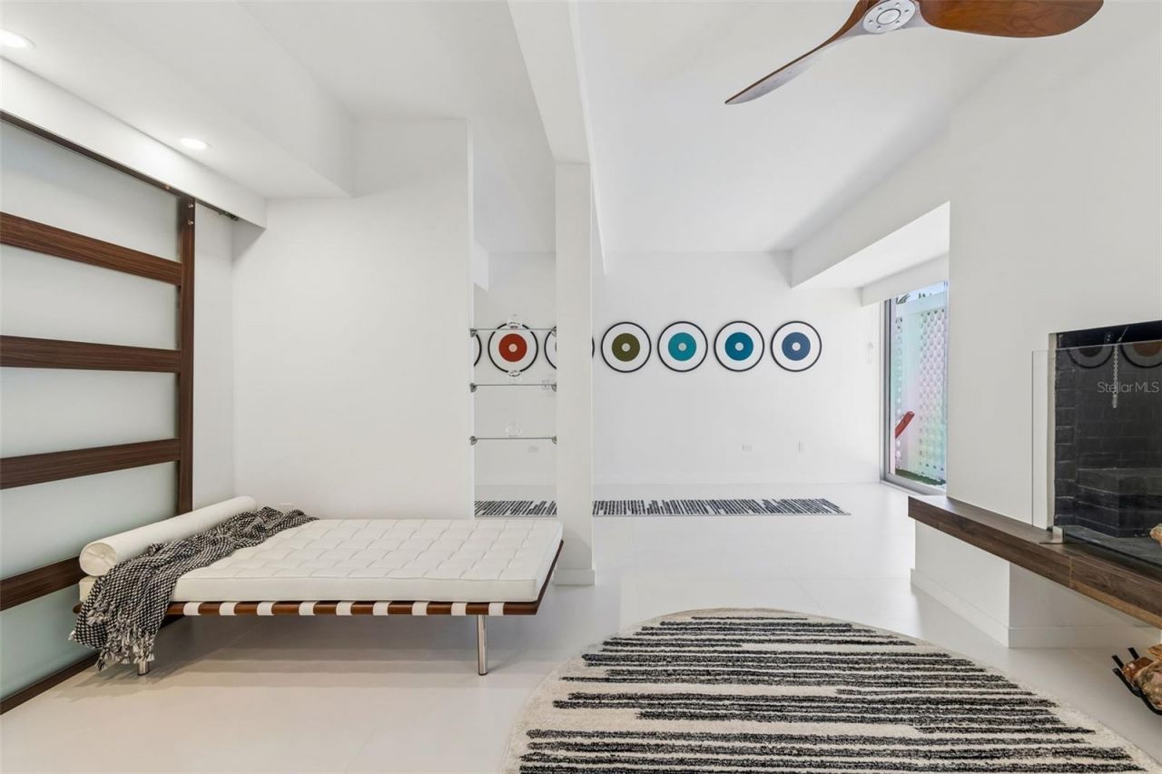 7647 Sanderling Road, Sarasota, FL 34242 Photo