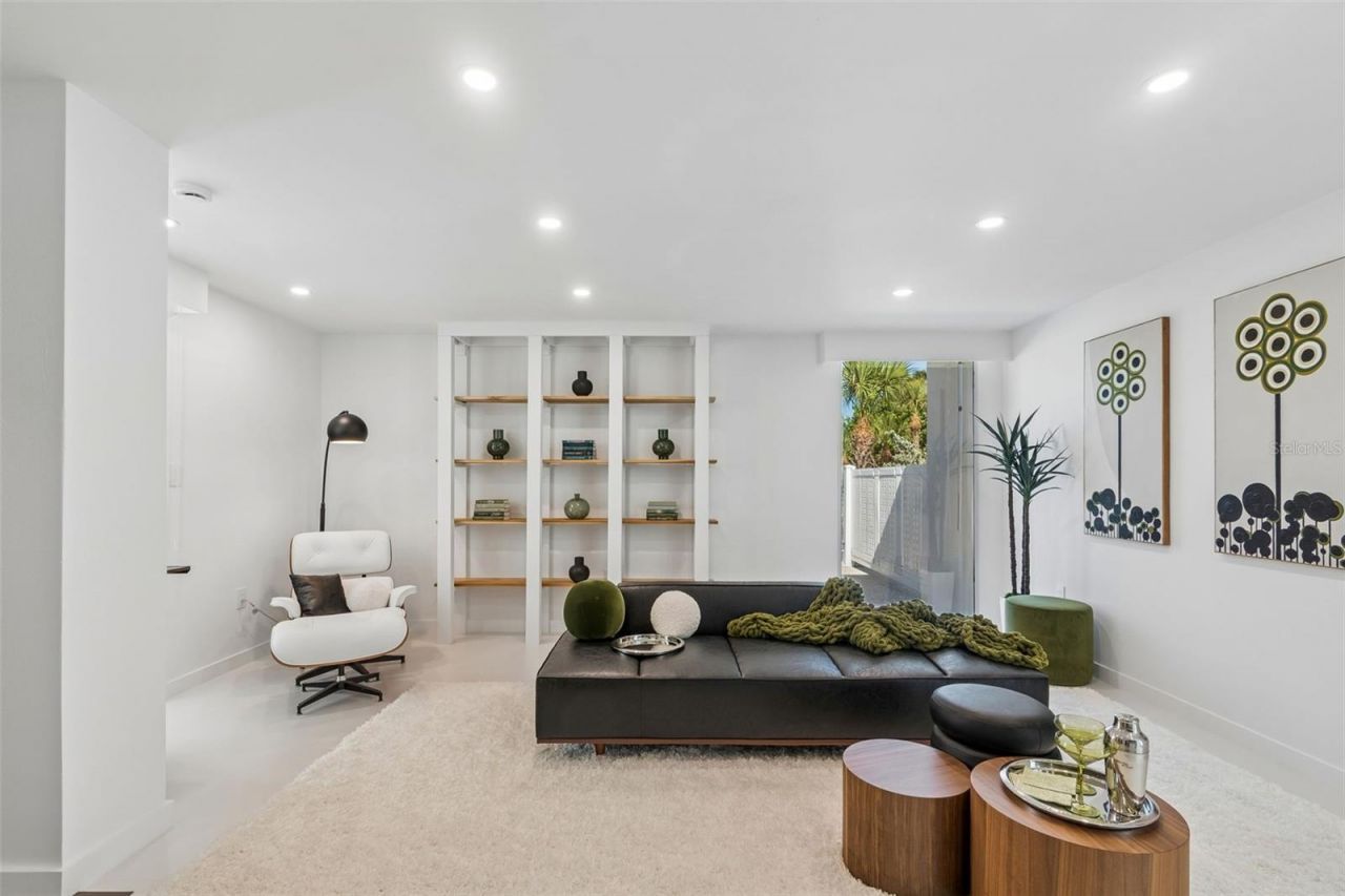 7647 Sanderling Road, Sarasota, FL 34242 Photo