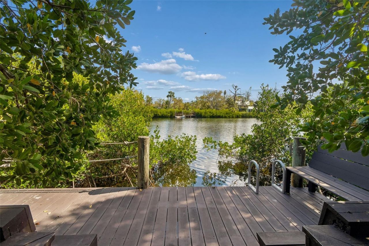 7647 Sanderling Road, Sarasota, FL 34242 Photo