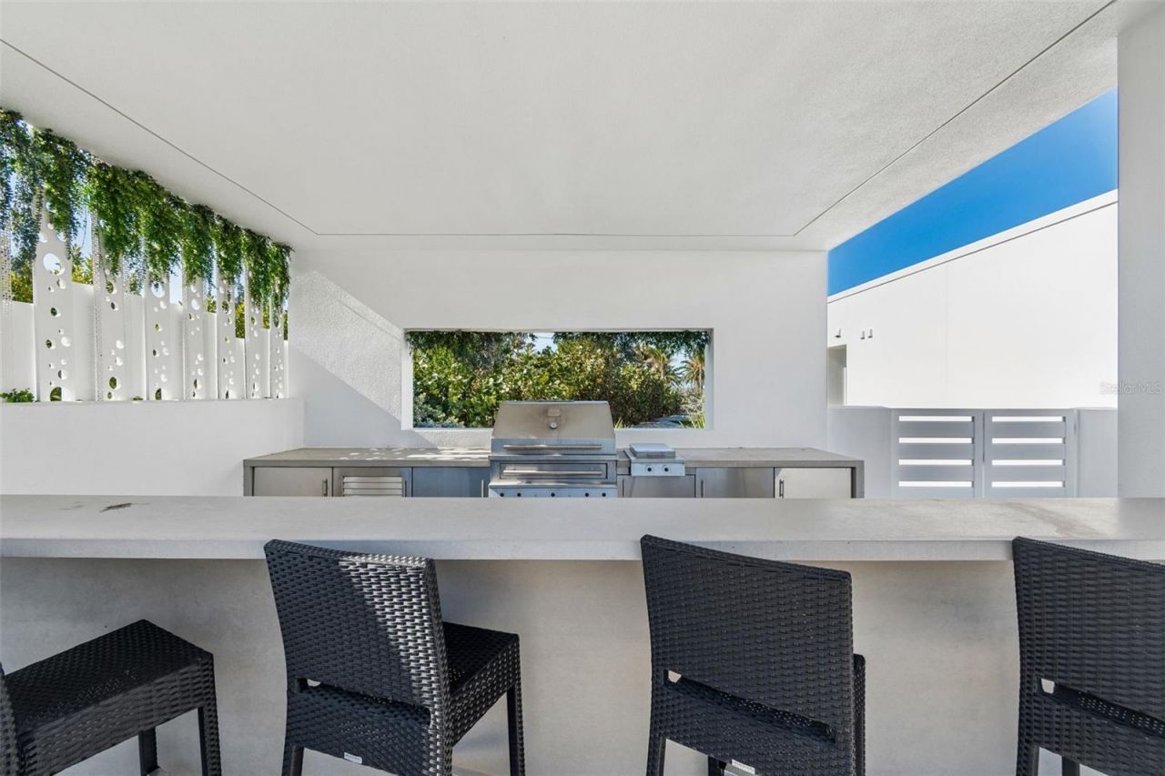 7647 Sanderling Road, Sarasota, FL 34242 Photo