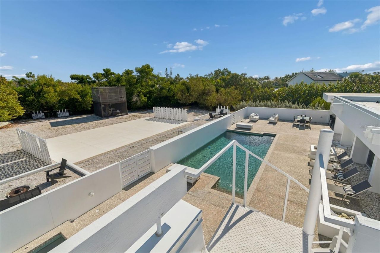 7647 Sanderling Road, Sarasota, FL 34242 Photo